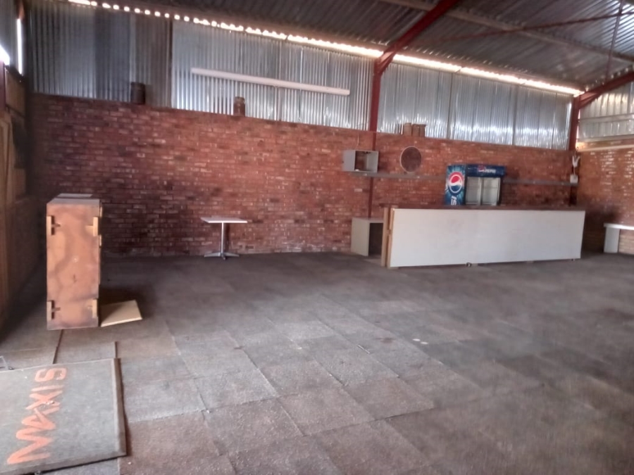 5 Bedroom Property for Sale in Rietfontein A H North West